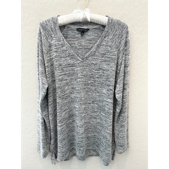 BANANA REPUBLIC | Gray Space Dye V-Neck Soft Long Sleeve Top  | Size Large - Picture 1 of 7
